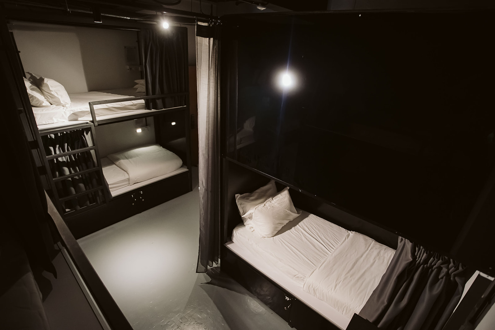 Room Bed 02 (Single Capsule)